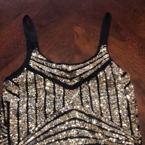 Dress - Picture 2 of 2